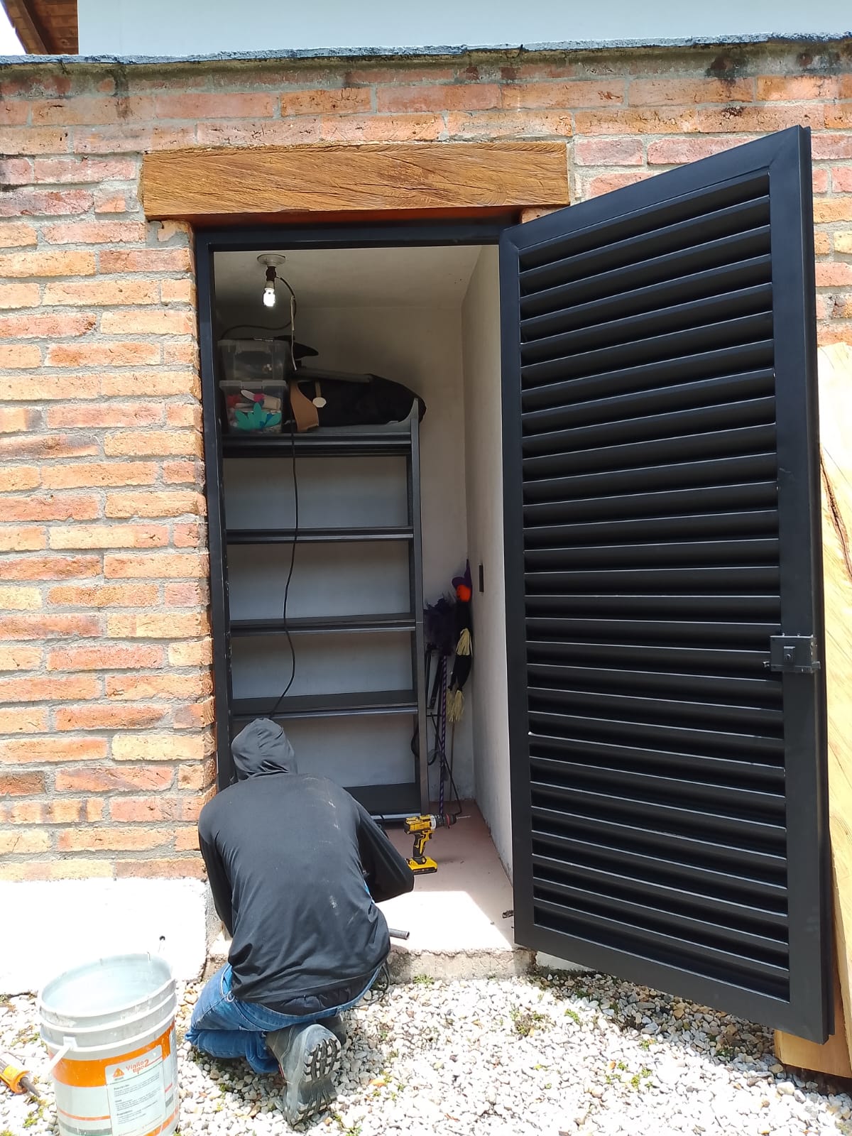 Puertas para cuarto util