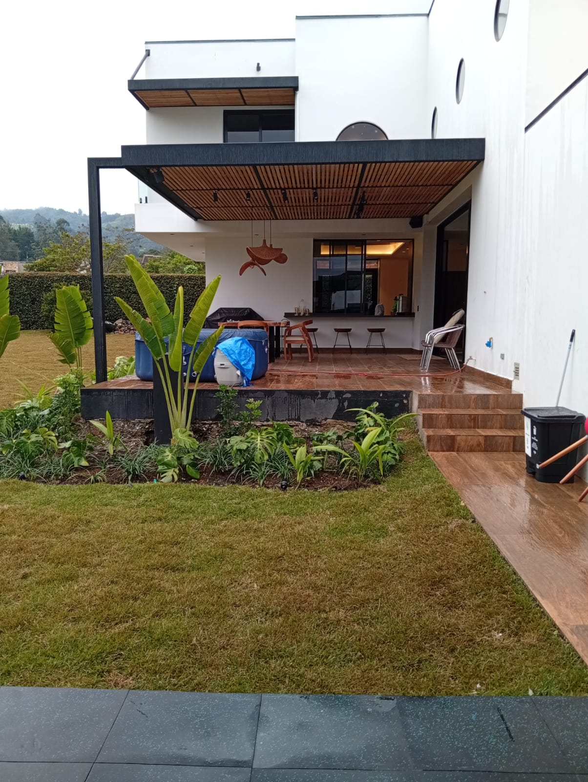 Techo metalico para zona social